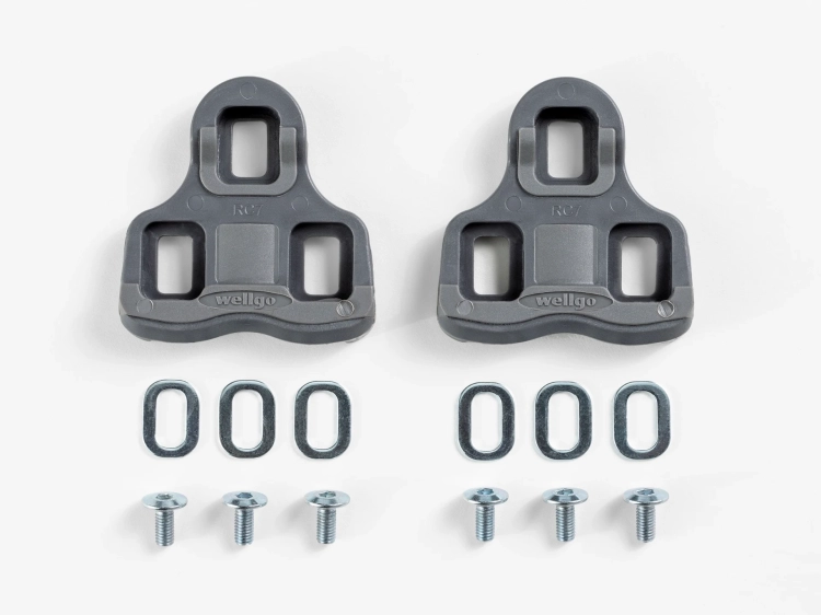 BontragerRoadClipless6DegreePedalCleatSet_32999_A_Hero.webp