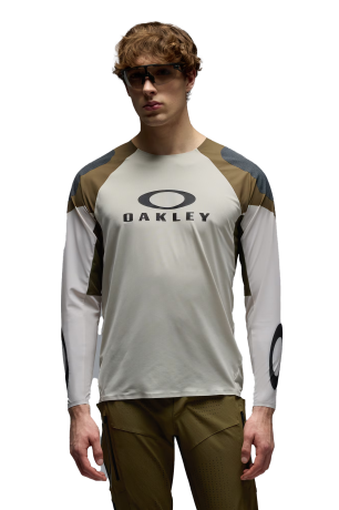 Przejdź do produktu Koszulka Oakley Seeker Edge LS Mist Green /2026