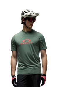 FOA406786__74O_omfr1.png