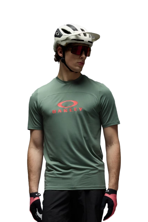 FOA406786__74O_omfr1.png