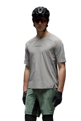 Przejdź do produktu Koszulka Oakley Seeker Whip SS Cement /2026