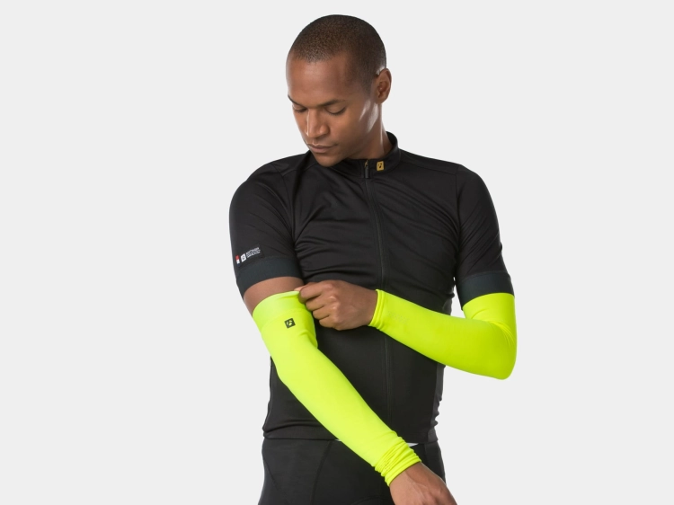 ThermalCyclingArmWarmer_25028_B.png